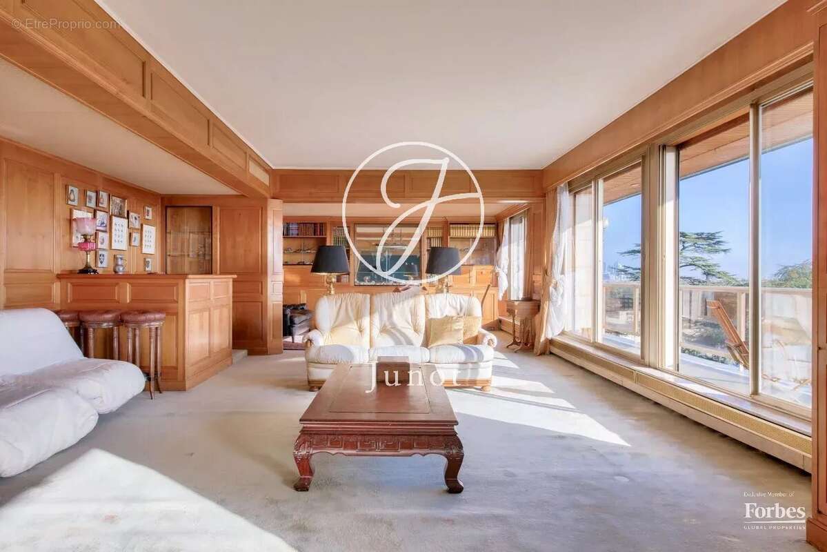 Appartement à SAINT-CLOUD