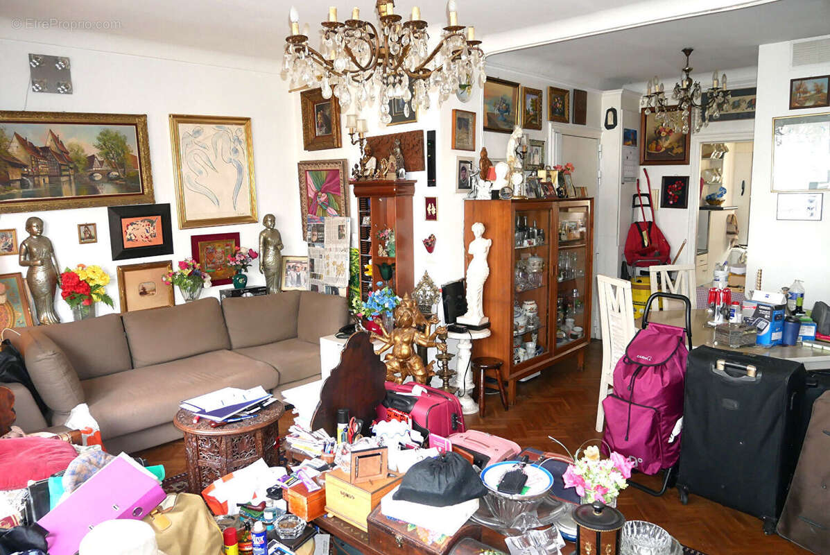 16è 3p en étage élevé avec 2 chambres + Cave - photo 4