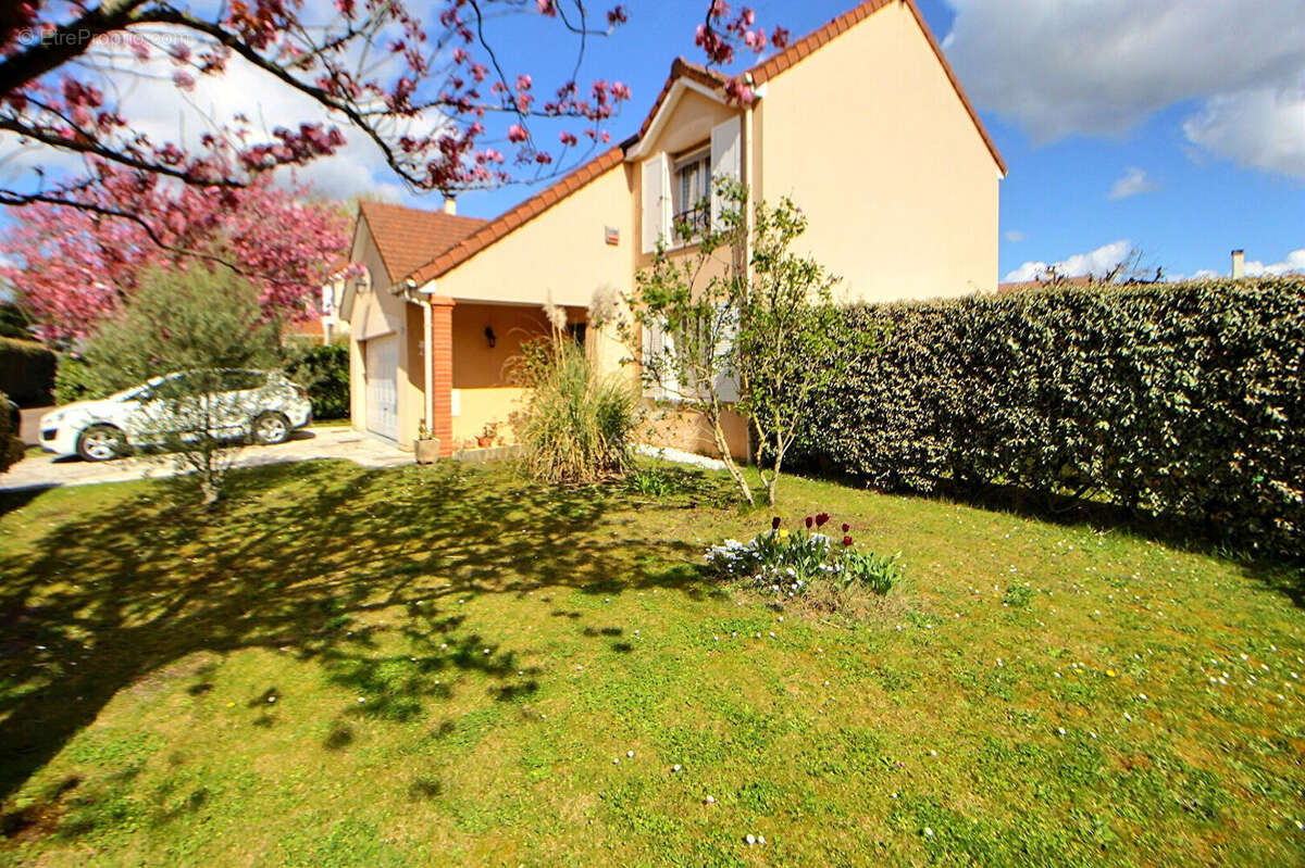 Maison à VERNOUILLET