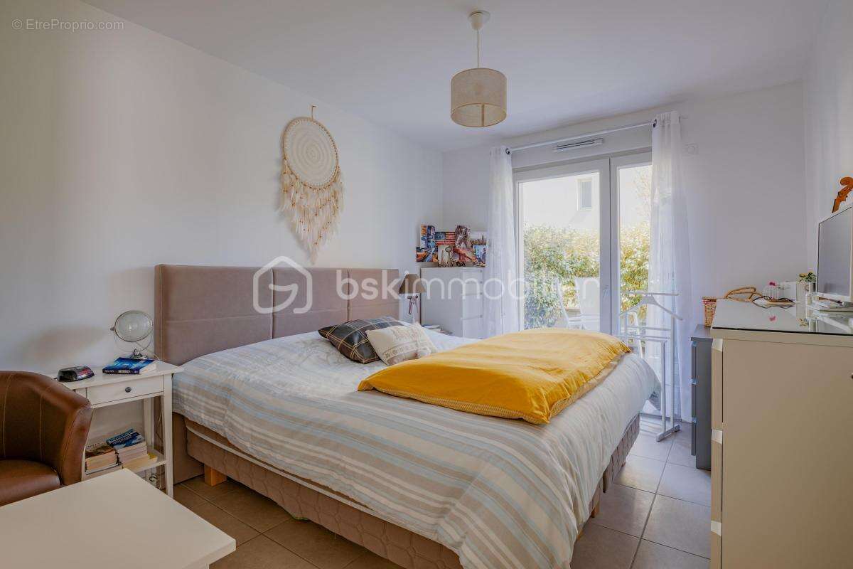 Appartement à MEYZIEU