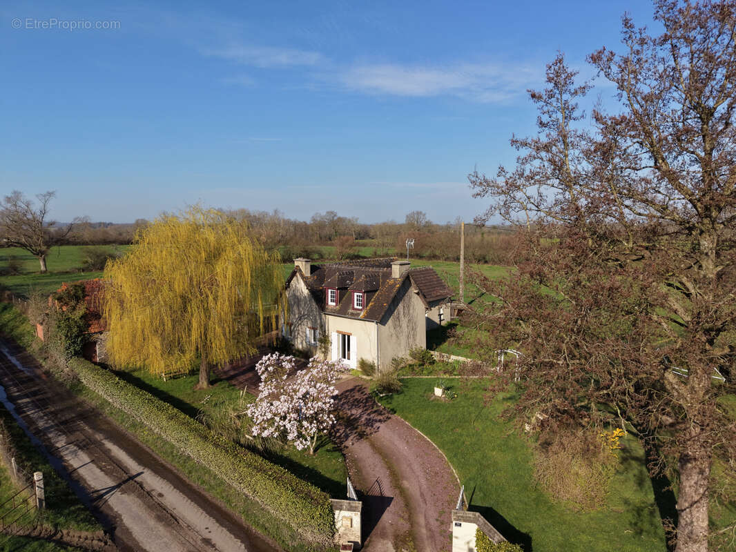 Maison à SAINT-CLAIR-SUR-L'ELLE