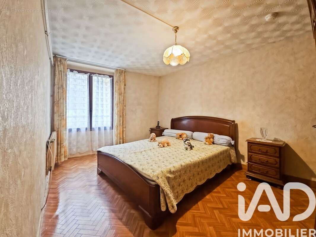 Photo 7 - Appartement à BRIE-COMTE-ROBERT