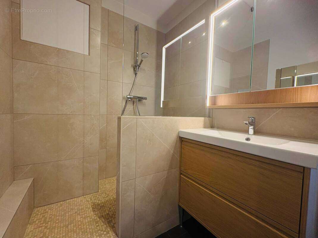 Appartement à MARCQ-EN-BAROEUL