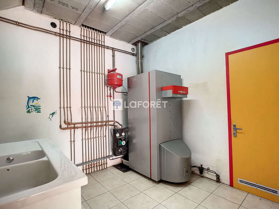 Maison à ALBARET-SAINTE-MARIE