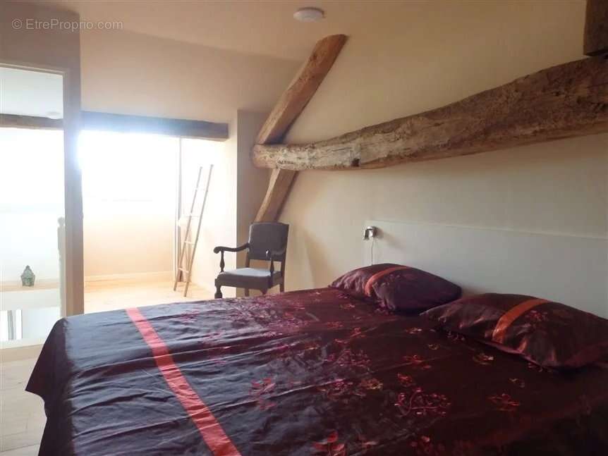 Maison à MONTMORILLON