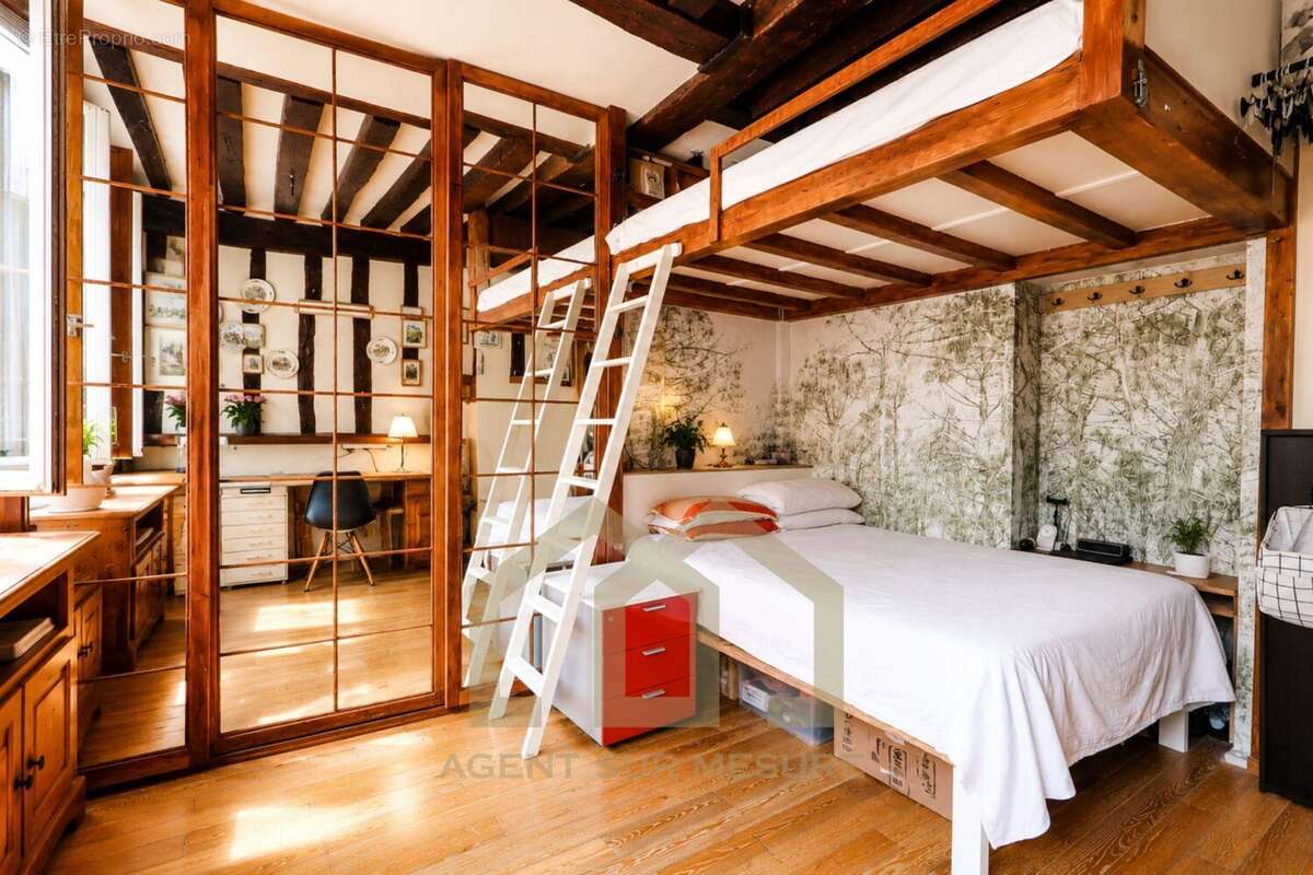 Appartement à PARIS-5E
