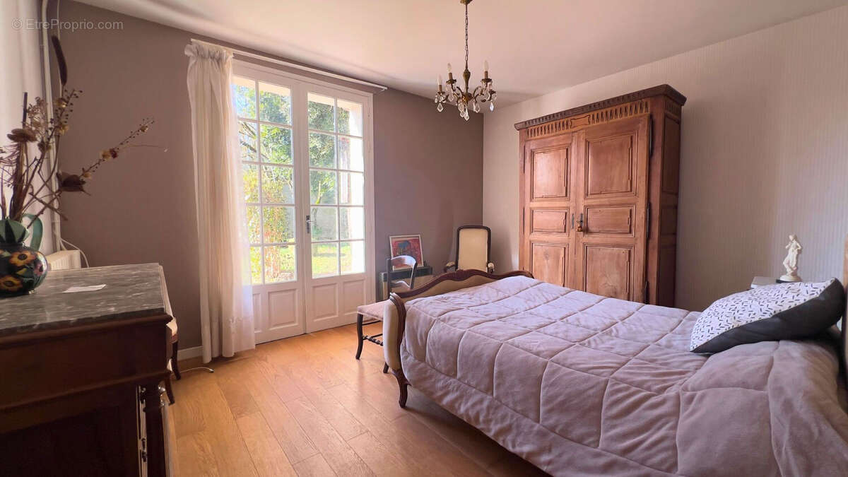 Maison à LEZAT-SUR-LEZE