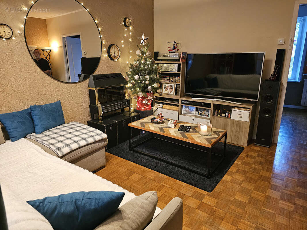 Maison à LONGLAVILLE