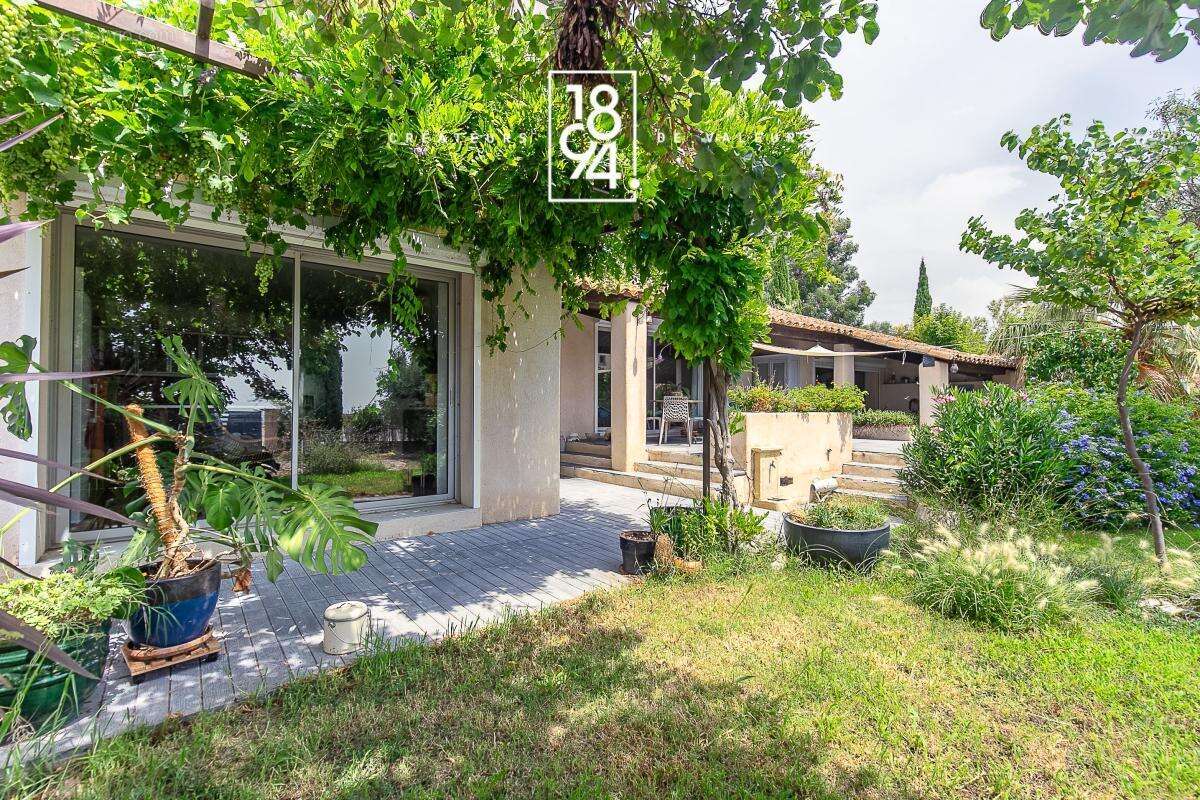 Maison 7 pièces à vendre La Fare les Oliviers (13580)  167m2  Jardin  Piscine - photo 16
