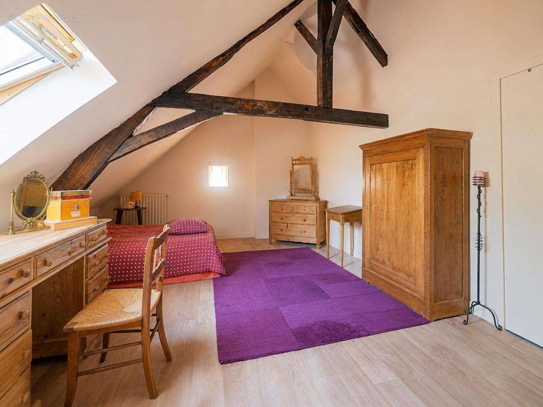 Maison à SAVIGNE-L'EVEQUE