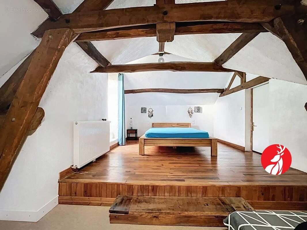 Maison à MILLY-LA-FORET