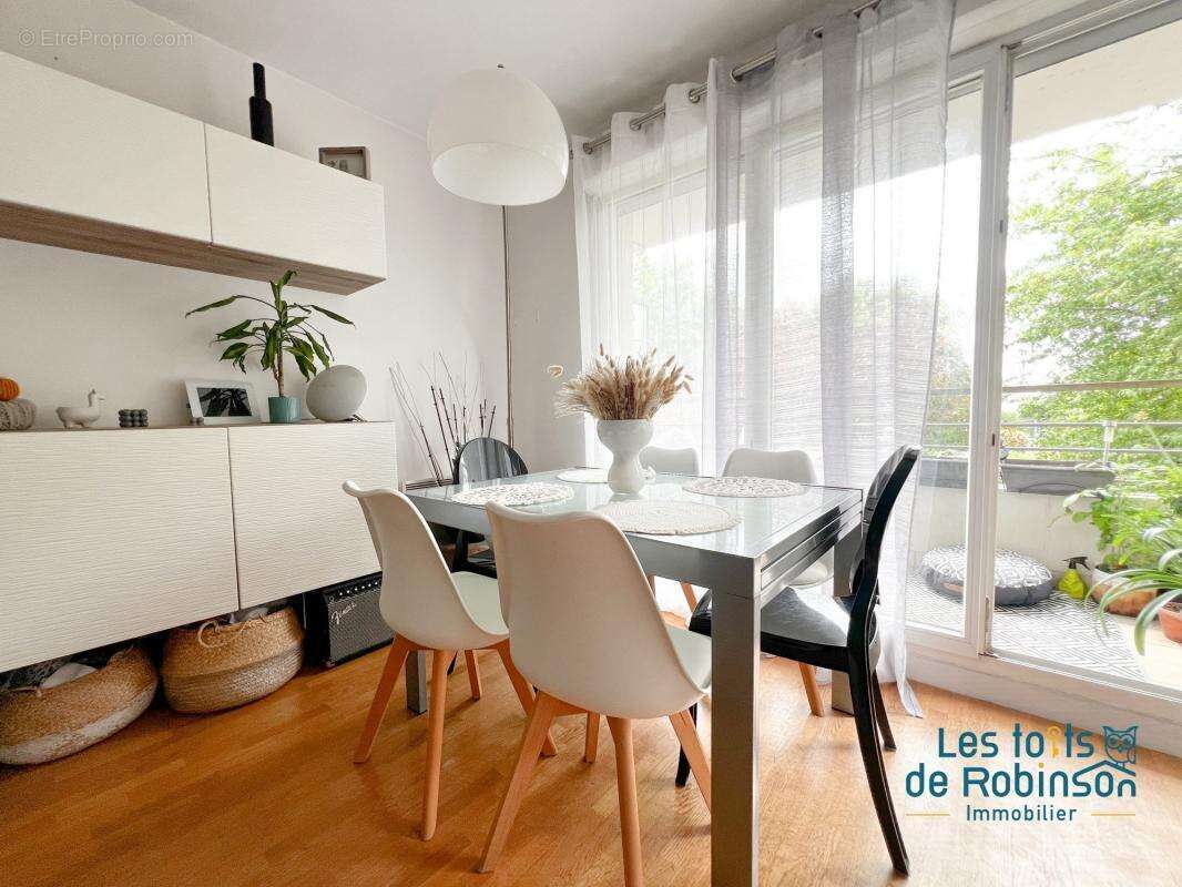 Appartement à LE PLESSIS-ROBINSON