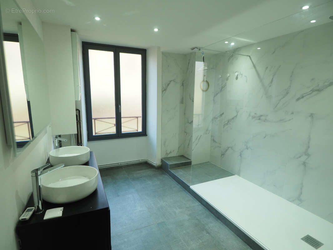 Appartement à SERMAMAGNY