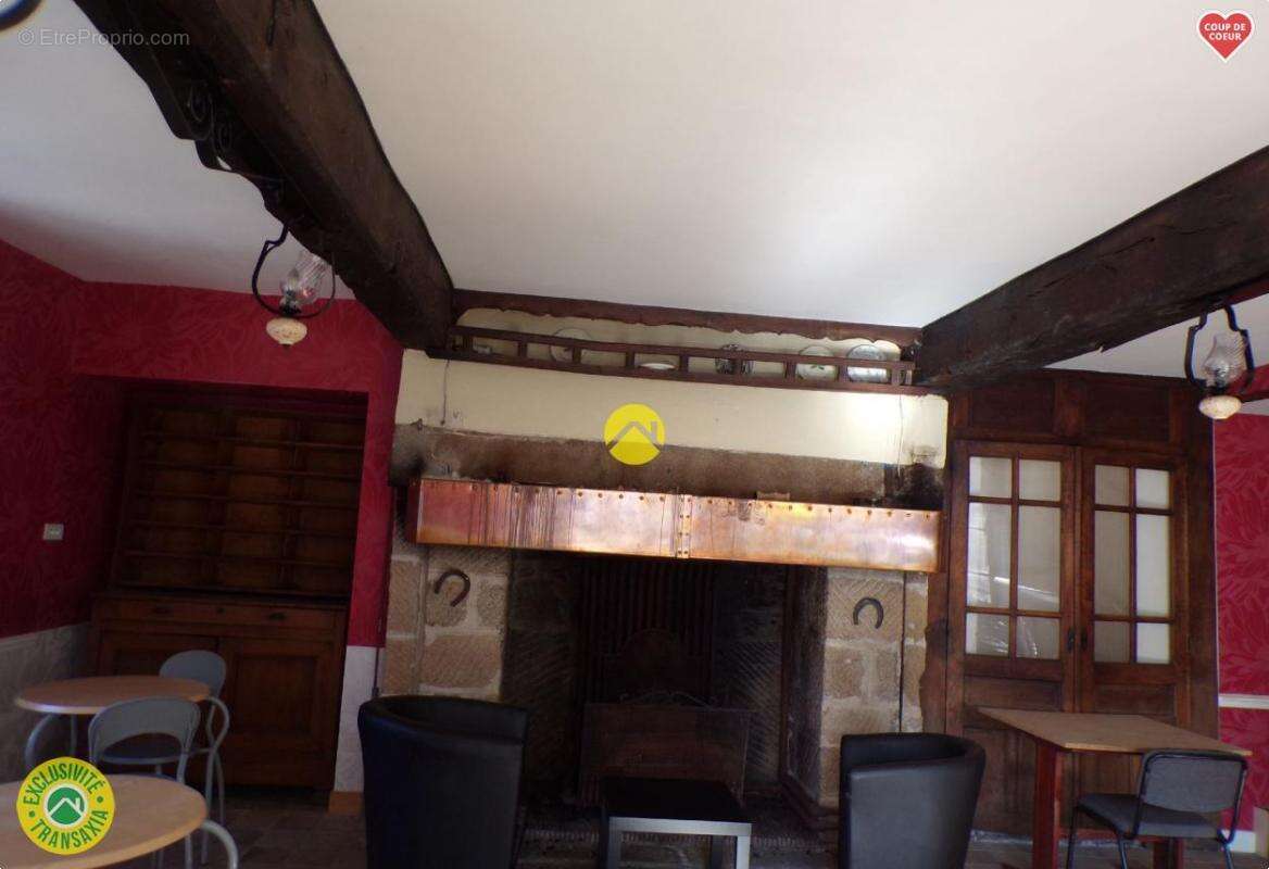 Appartement à PEYRAT-LE-CHATEAU