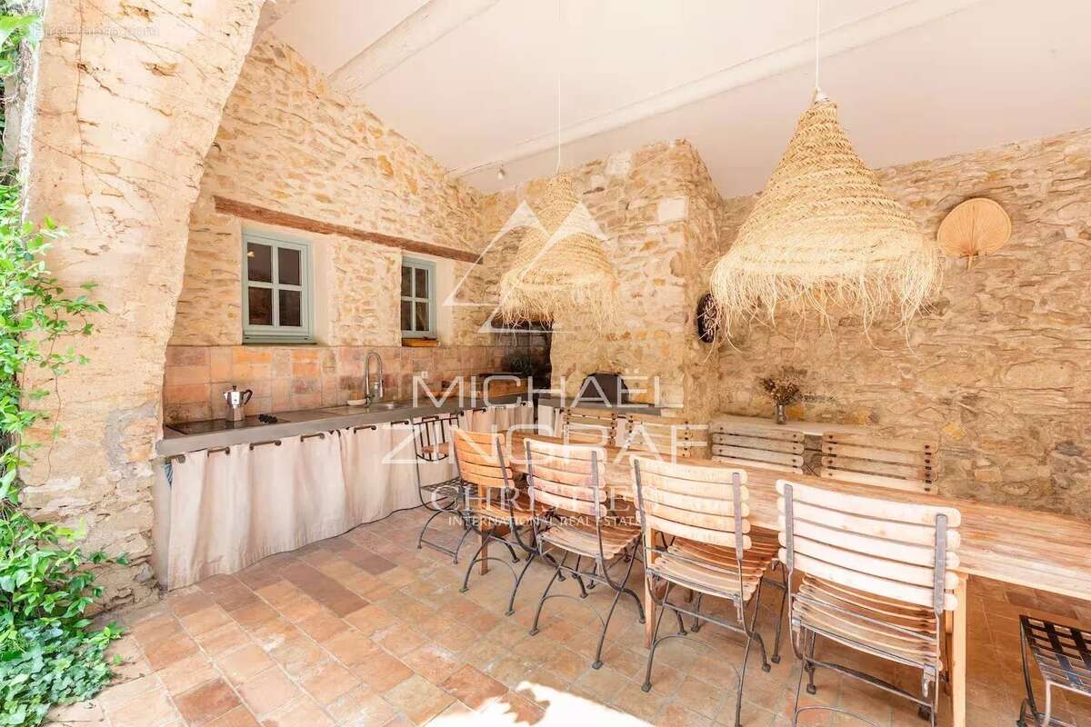 Maison à AIX-EN-PROVENCE