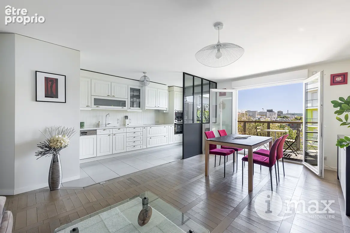 Appartement à GENNEVILLIERS