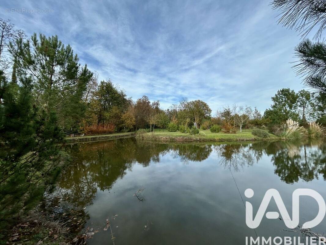 Photo 1 - Terrain à ALLONNES