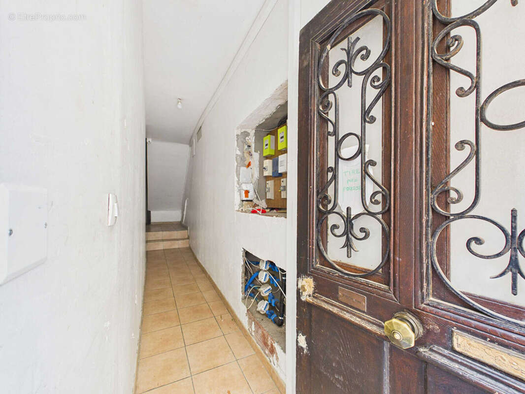 Immeuble de rapport  Tournon-sur-Rhône (Grande Rue)  5 lots  Rentabilité immédiate - photo 3