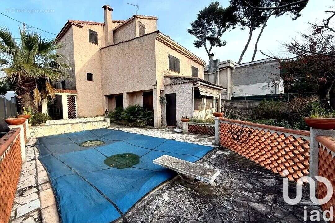 Photo 8 - Maison à MARSEILLE-9E