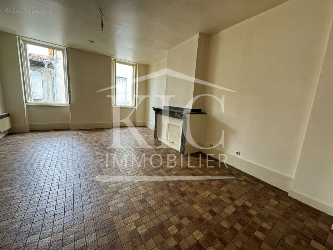Carcassonne centre-ville - appartement loué - 39 m2 - photo 4