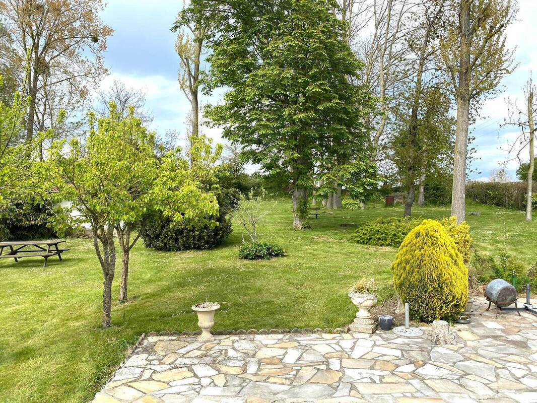 Photo 1 - Maison à SAULCHOY