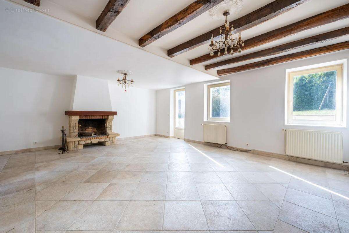 Maison à LOUVECIENNES