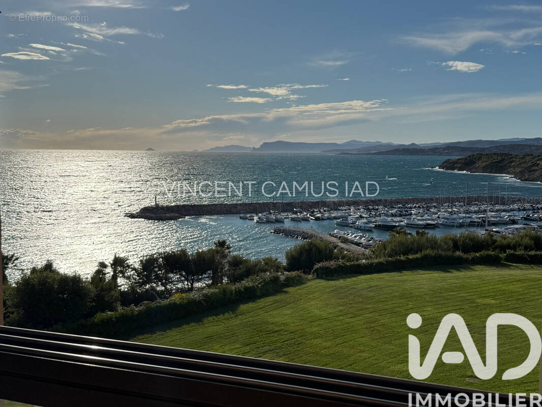 Photo 1 - Appartement à SIX-FOURS-LES-PLAGES