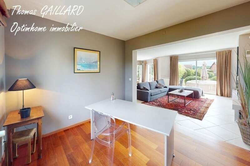 Maison à LE NEUBOURG