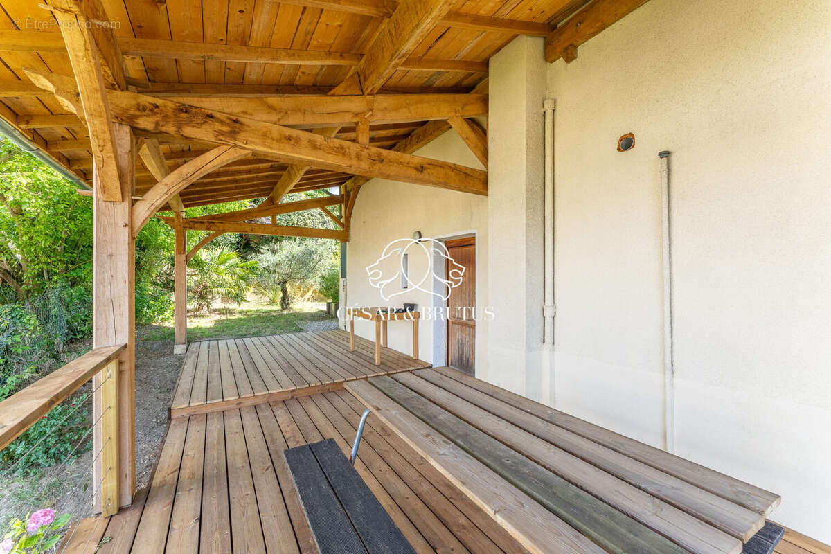 Maison 205 m² à Rochetaillee-Sur-Saone  - photo 7