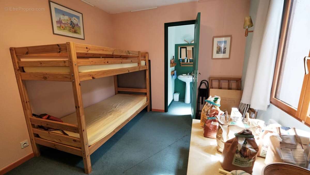 À vendre au cœur du Morvan : maison confortable avec piscine - photo 12