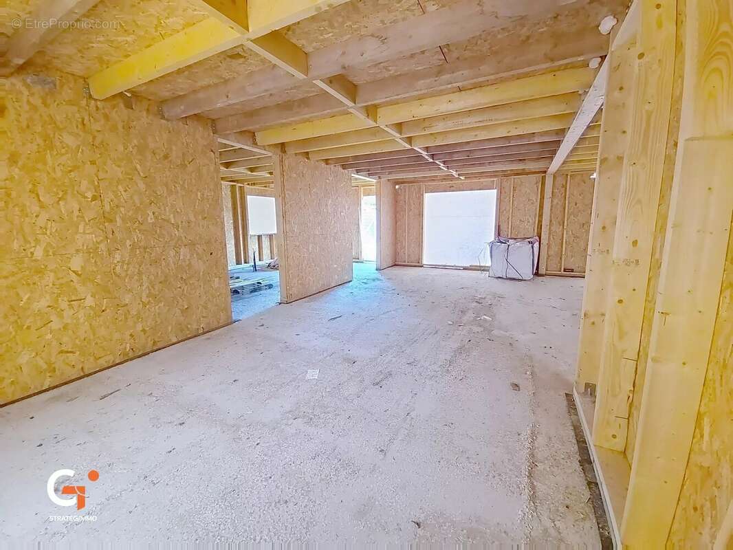  Opportunité à saisir : Maison contemporaine à terminer  (Maison One) - photo 8