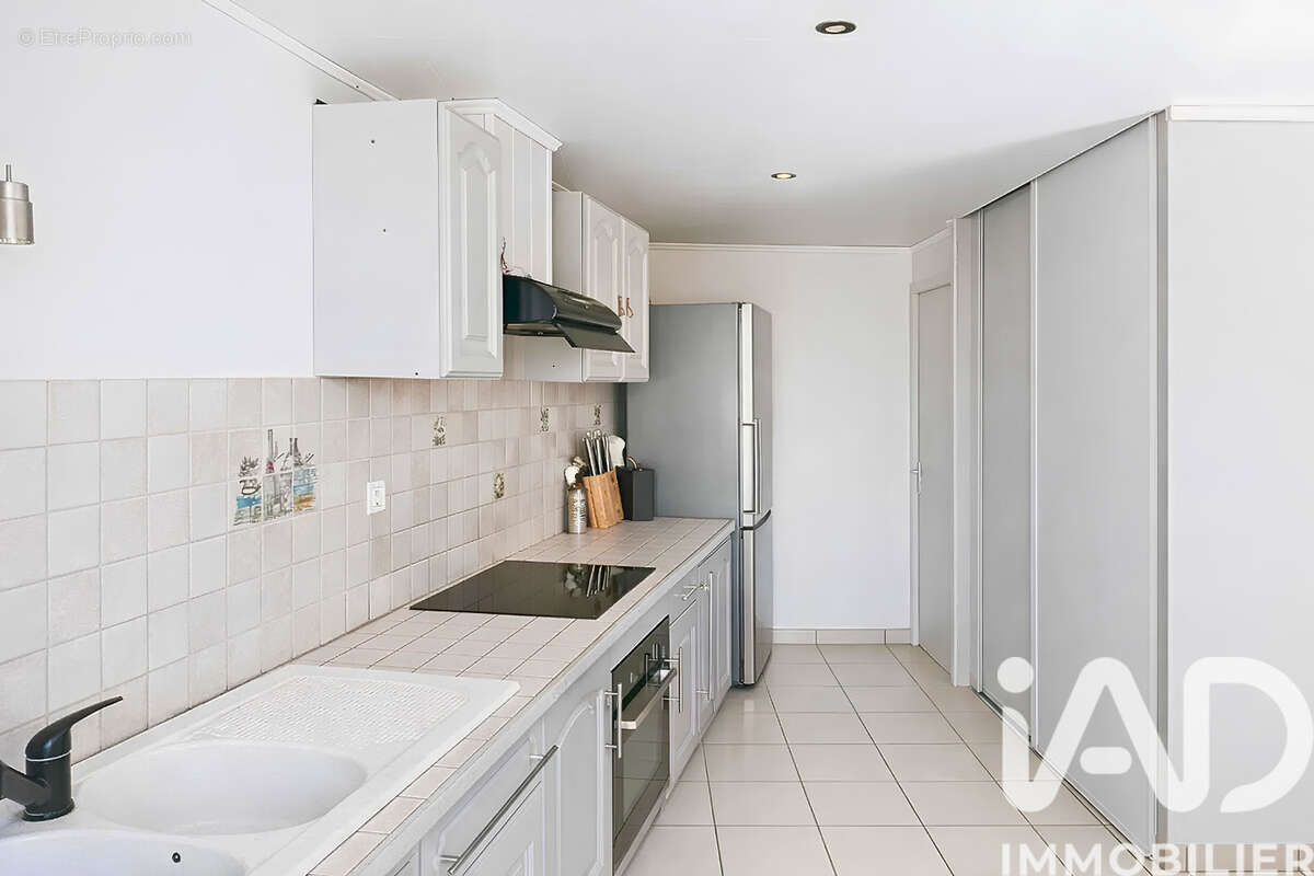 Maison 209 m² à Lure  - photo 4