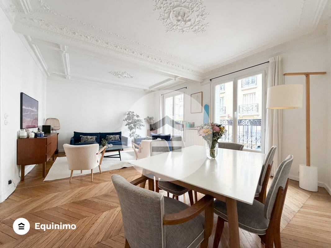 Appartement à PARIS-15E