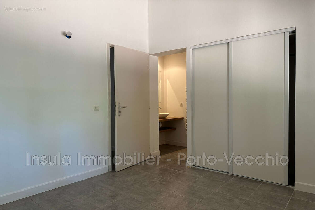 Maison 101 m² à Porto-Vecchio  - photo 6