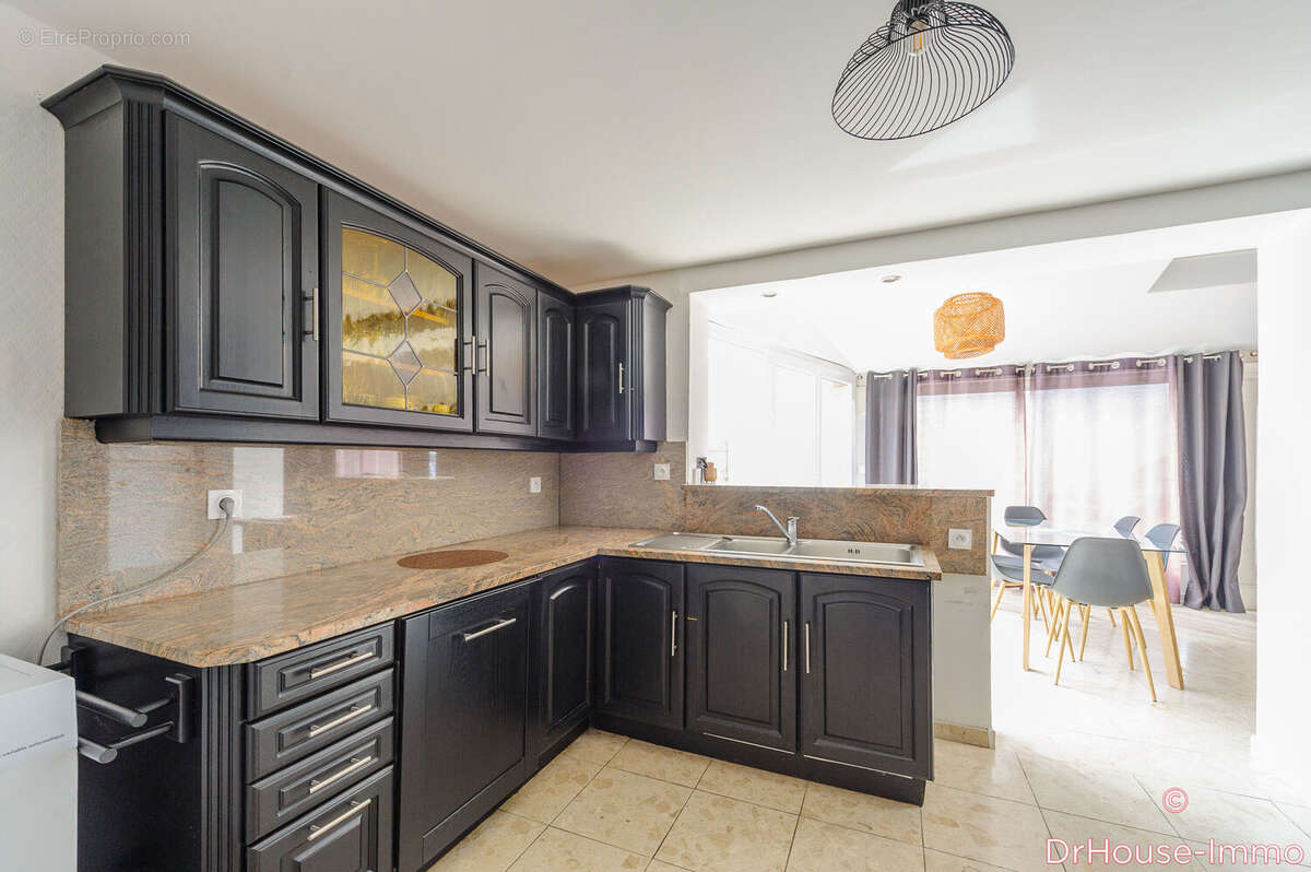 Appartement à ANGOULINS