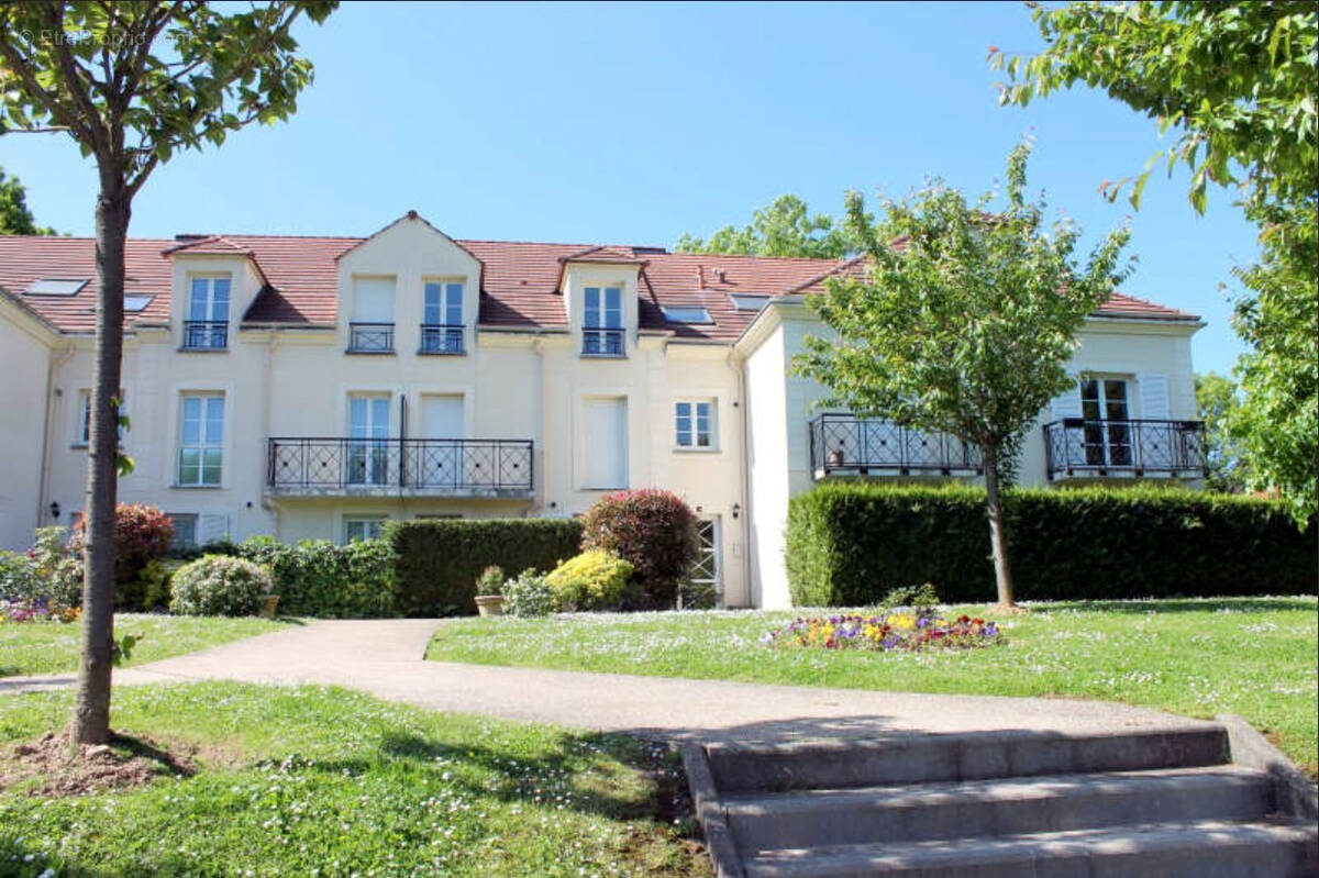 Appartement à ELANCOURT