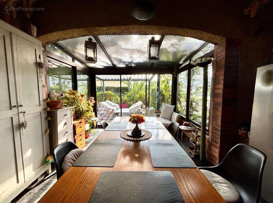 Maison à LA CADIERE-D&#039;AZUR