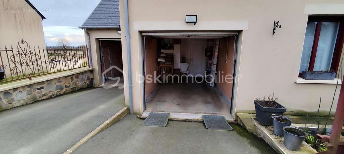 Maison à CHATILLON-EN-VENDELAIS