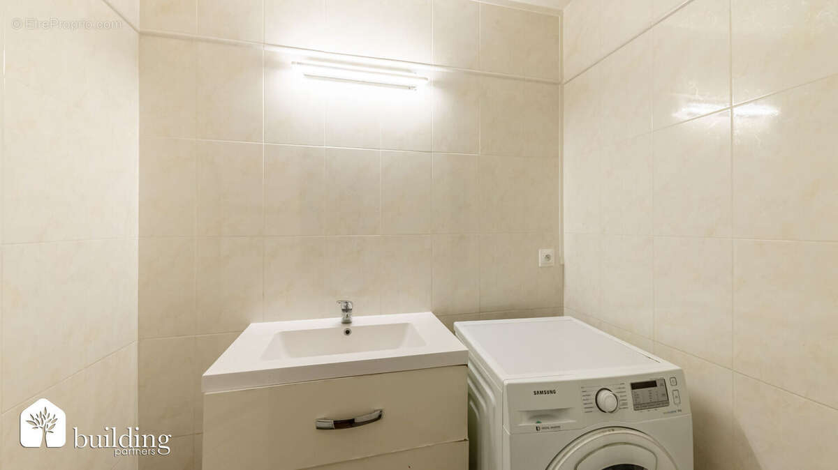 Appartement à LEVALLOIS-PERRET