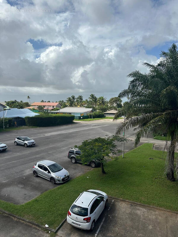 Appartement à KOUROU
