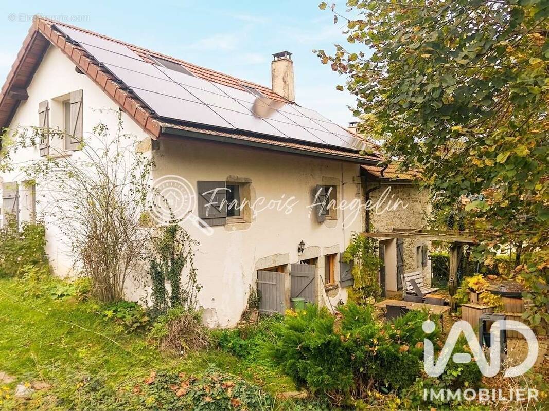 Photo 1 - Maison à SAINT-PIERRE-DE-CURTILLE