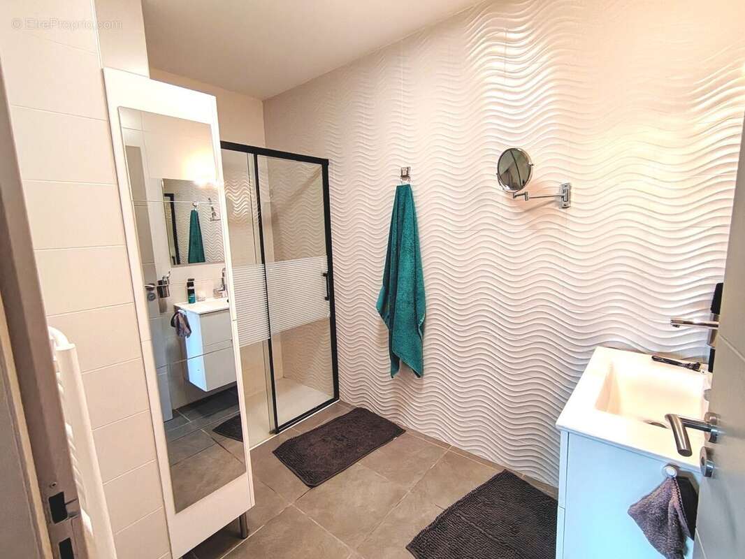 Appartement T3 avec terrasse  Proximité mer  Parking inclus - photo 9