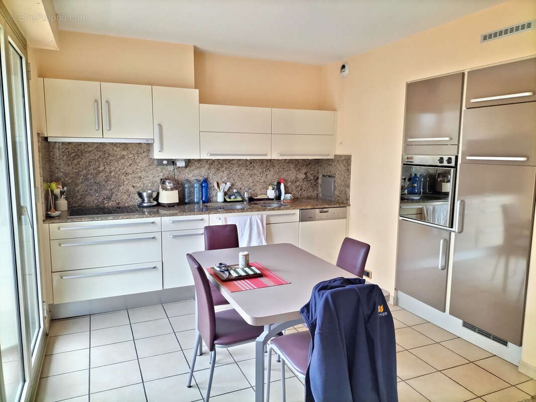 Appartement à LAVAL