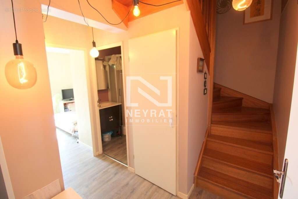 Appartement type 7 en duplex centre ville - photo 8