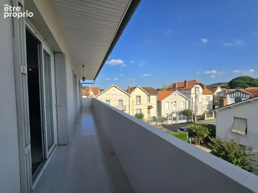 Apaprtement t4 - balcon - parking - photo 5