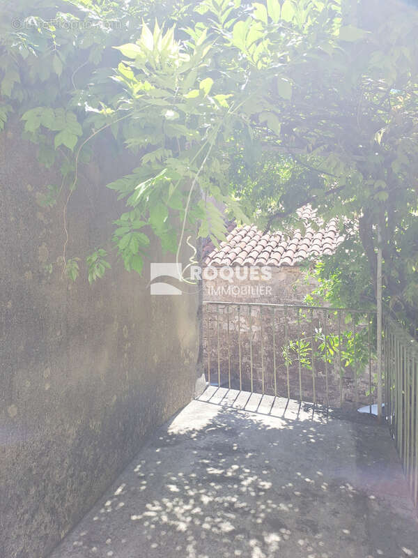 Maison à LE CAYLAR