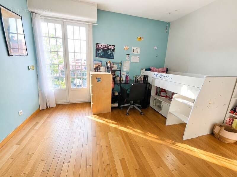 Toulouse Soupetard – Appartement familial T6 de 173 m² avec terrasse, piscine, jardin et garage - photo 17