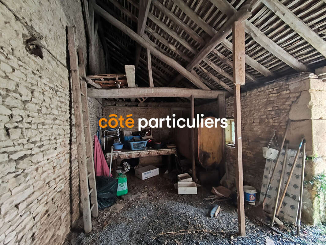 Maison à MEZIDON-CANON