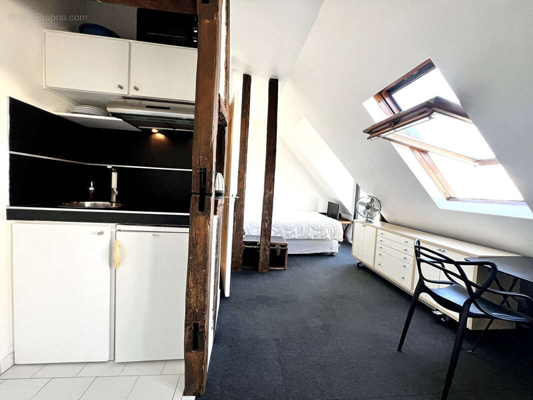 Appartement à PARIS-7E