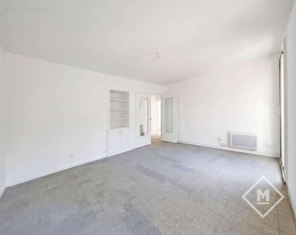 Appartement à MARSEILLE-9E